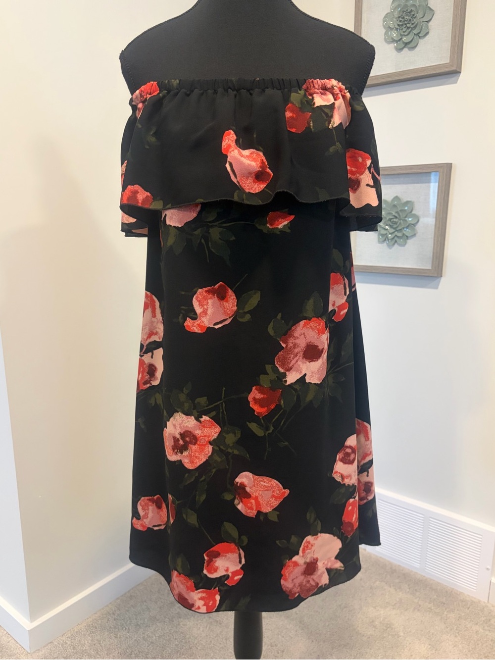 Aritzia Wilfred Neuchatel Off-The-Shoulder Floral Mini Dress With Pockets EUC